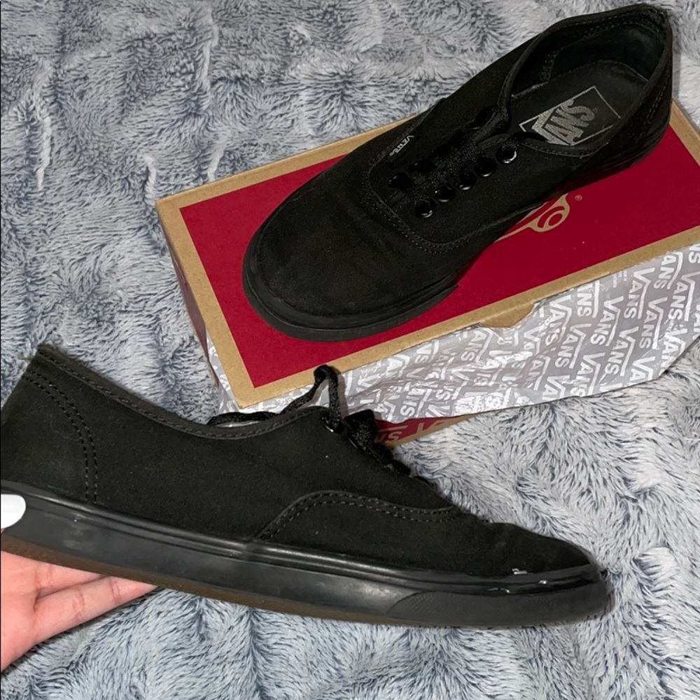 Black Skate Vans